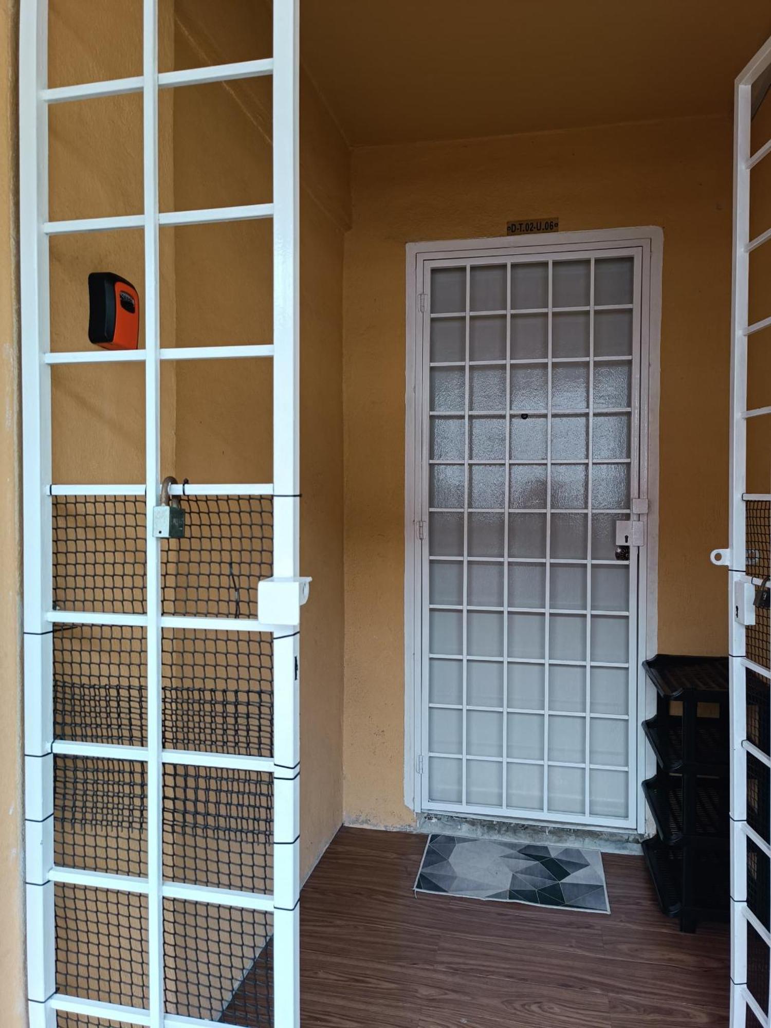 M.Fr Homestay Pangsapuri Putra Damai Putrajaya Eksteriør bilde
